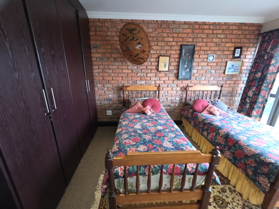 4 Bedroom Property for Sale in Woodland Hills Wildlife Estate Free State